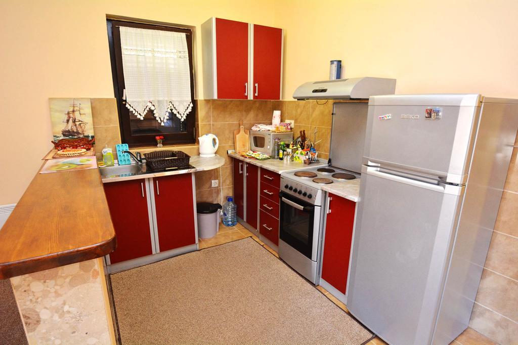 Apartment Rita Tivat Bagian luar foto