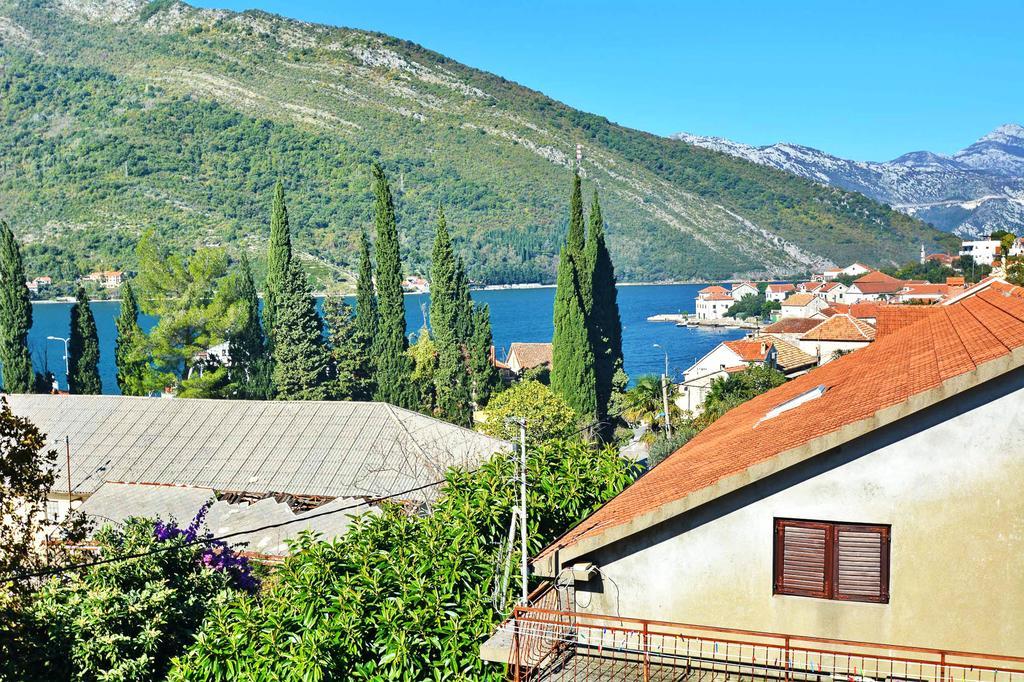 Apartment Rita Tivat Bagian luar foto