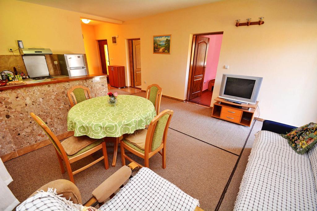 Apartment Rita Tivat Bagian luar foto